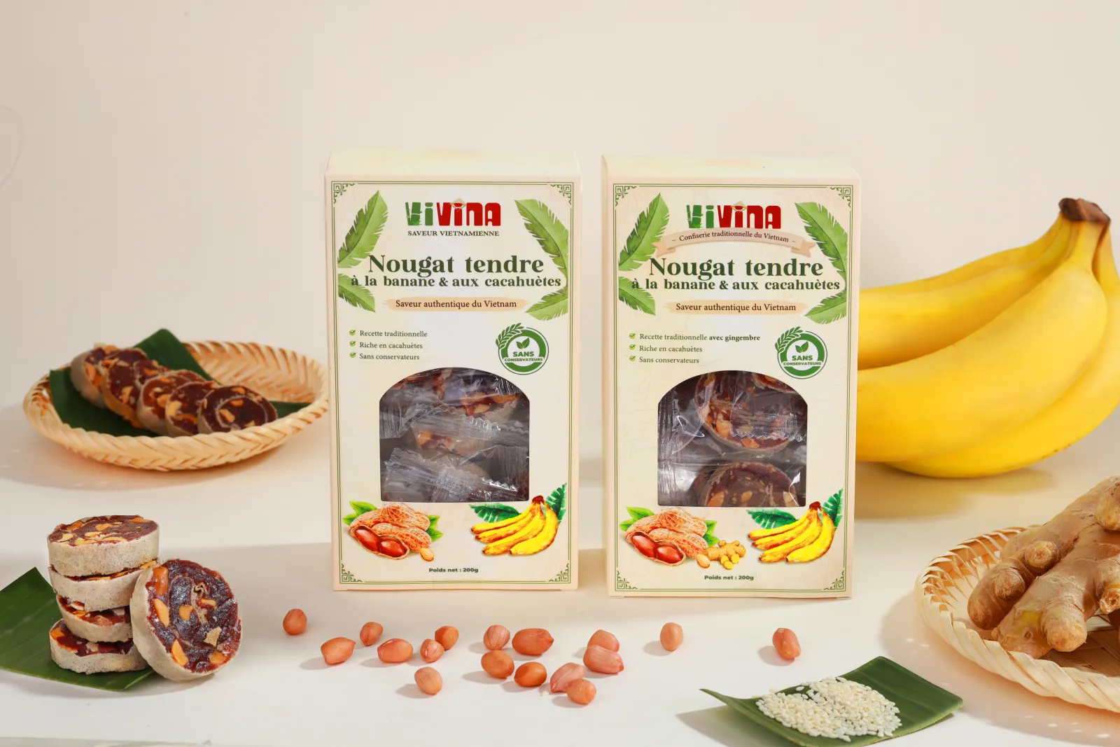 Deux coffrets de nougat VIVINA, rondelles de nougat, cacahuètes et gingembre